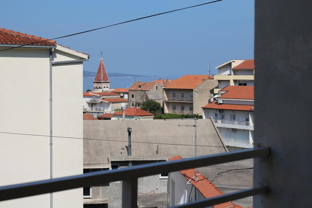 Apartments Antoneta Макарска Экстерьер фото
